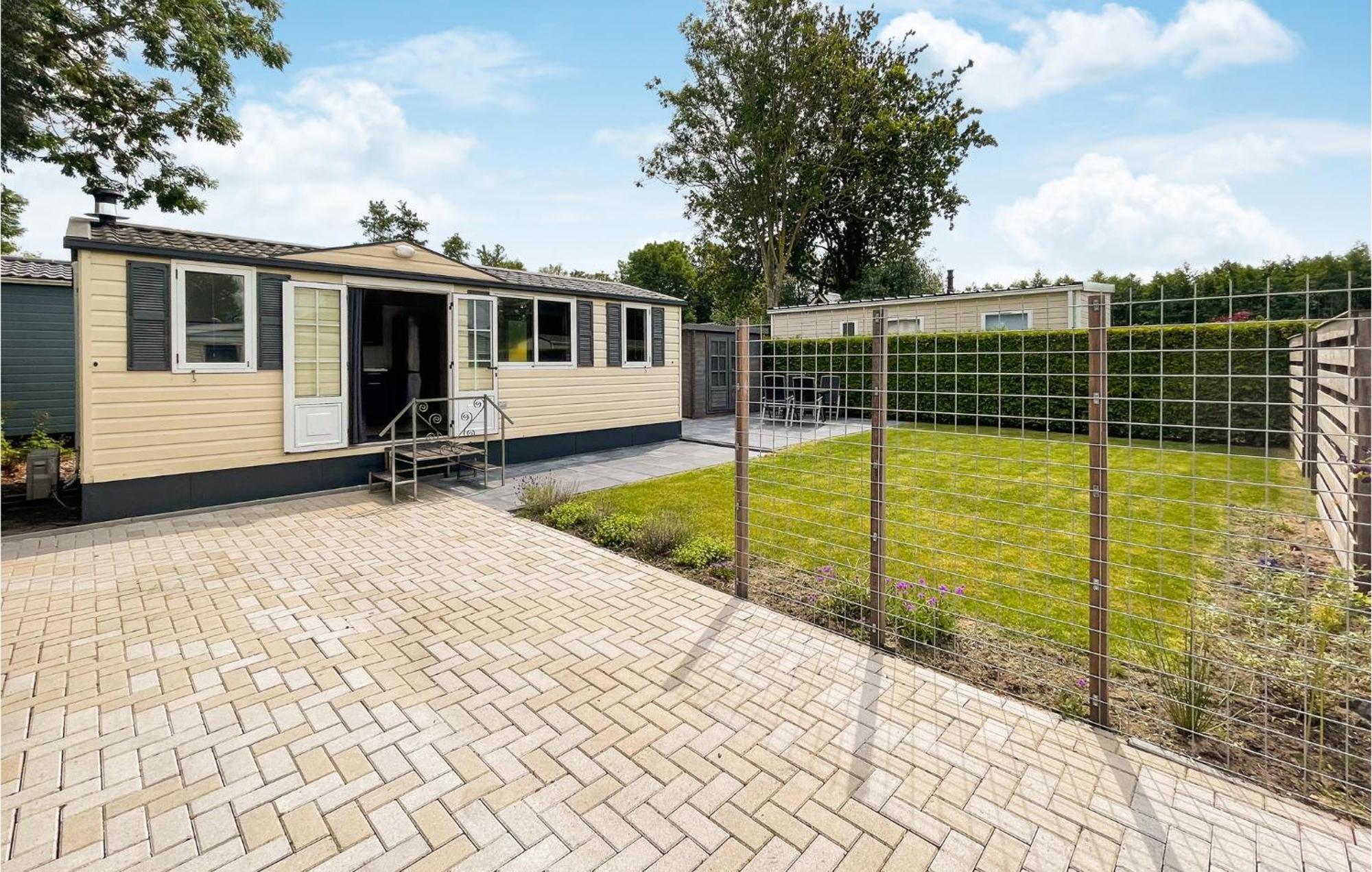 Gorgeous Home In Tzummarum With Wifi Esterno foto